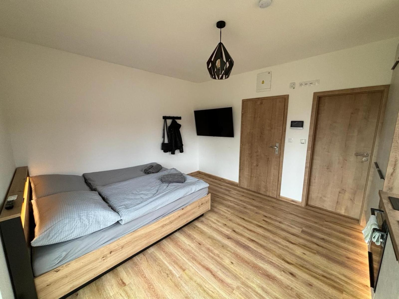 Černá v Pošumaví Apartmany U Plaze Lipna - Male Lipno מראה חיצוני תמונה